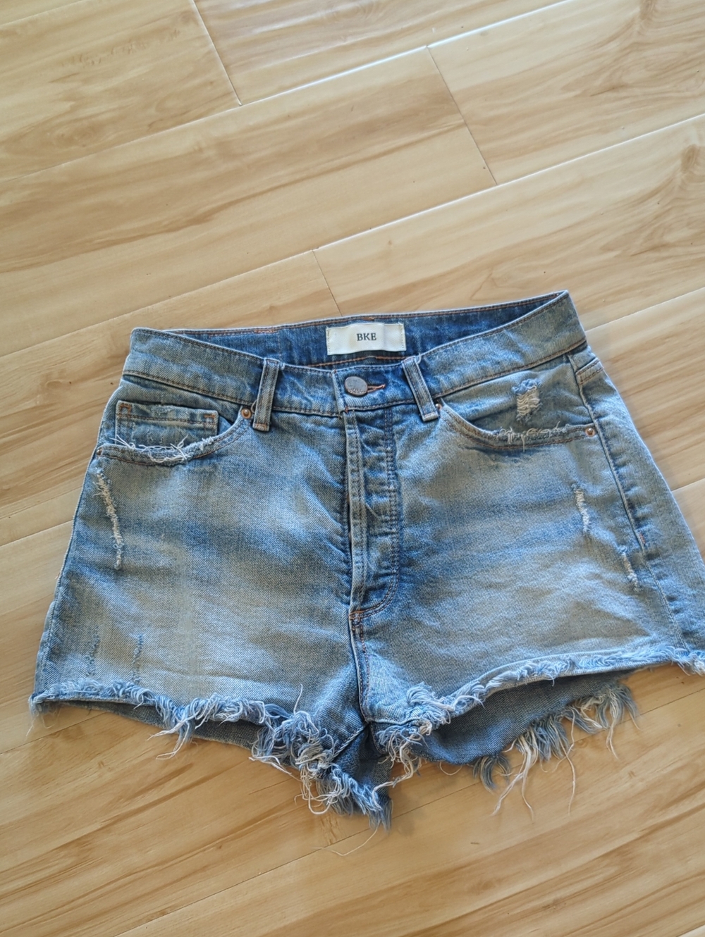 BKE Billie Cut Off Light Wash Frayed Denim Short Shorts Sz 25